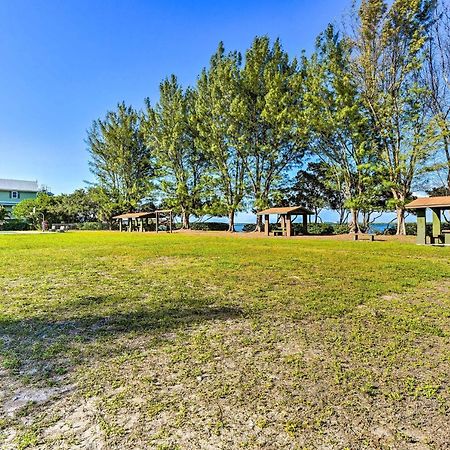 Bradenton Beach Escape Steps To Ocean And Bay! Exterior photo