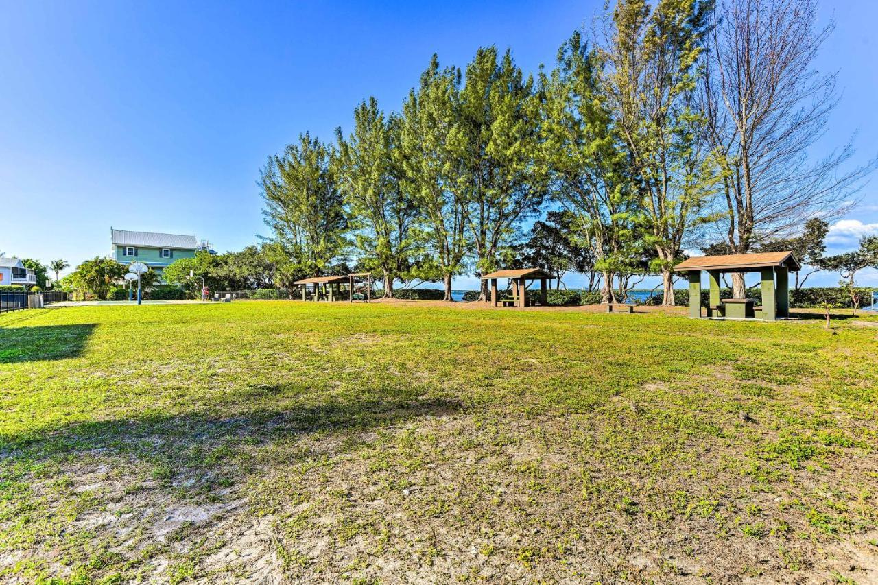 Bradenton Beach Escape Steps To Ocean And Bay! Exterior photo